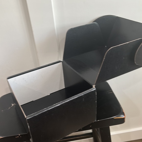 Draft Kings Box - Picture 3 of 8